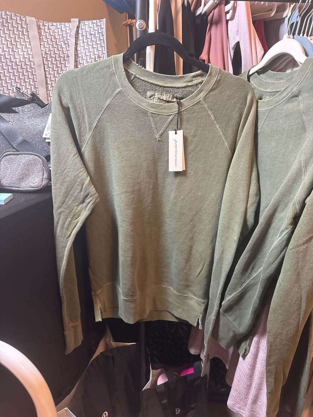 Unsubscribed Kind Conscious Free Spirit Raglan Crewneck Sweatshirt in Olive